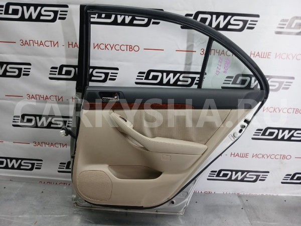 Дверь задняя правая Toyota Avensis 