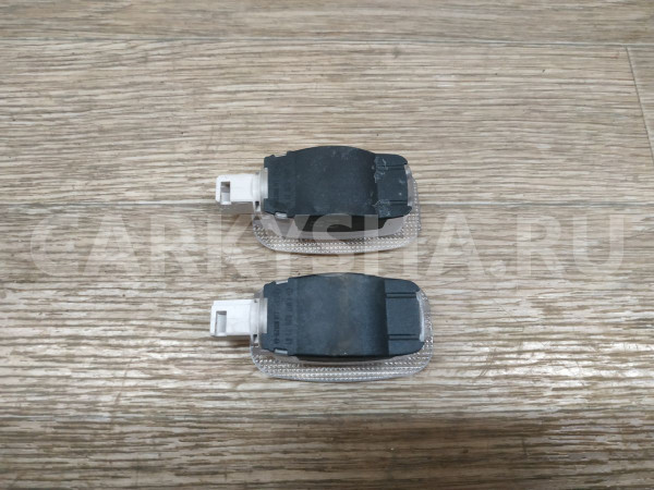 Плафон салонный Mercedes-Benz GLE оригинальный номер 0028202101