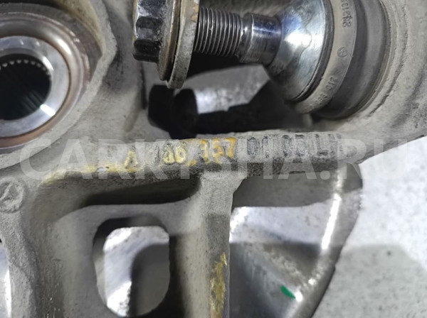 Кулак Mercedes-Benz GLE-класс W166 (2015—2018) Mercedes-Benz GLE оригинальный номер A1663500408