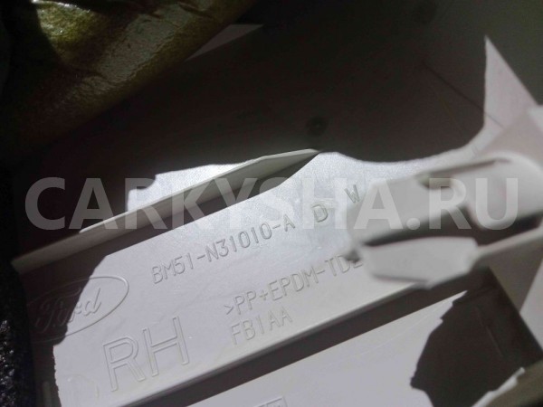 Обшивка стойки Ford Focus III (2011—2015) Ford Focus оригинальный номер bm51n31010adw