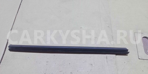 Накладка стекла Skoda Fabia II (2007—2010) Skoda Fabia оригинальный номер 5J9839480