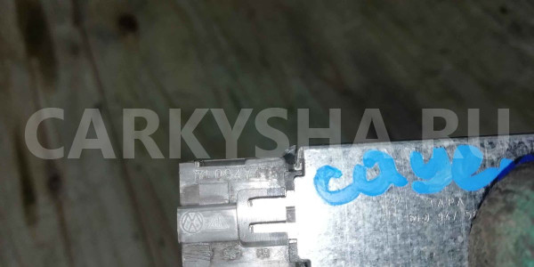 Плафон салонный Porsche Cayenne I рестайлинг (2007—2010) Porsche Cayenne оригинальный номер 7l0947415