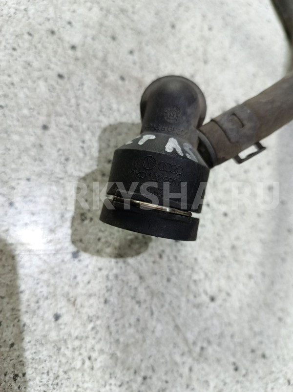 Фланец системы охлаждения Skoda Octavia II рестайлинг (2008—2013) Skoda Octavia оригинальный номер 1k0122291ca