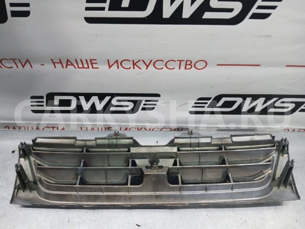 Решетка радиатора Mitsubishi Pajero 