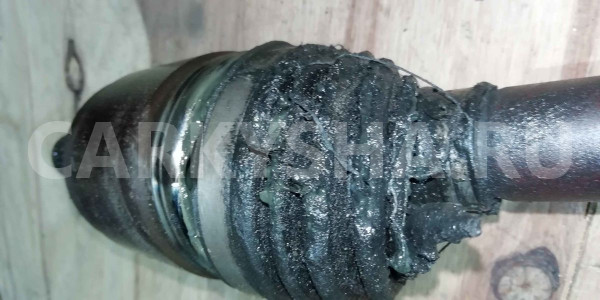 Привод Land Rover Range Rover Evoque I (2011—2015) Land Rover Range Rover Evoque оригинальный номер LR024763