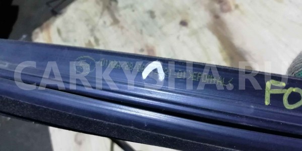 Уплотнитель стекла двери Ford Focus III (2011—2015) Ford Focus оригинальный номер 1725750