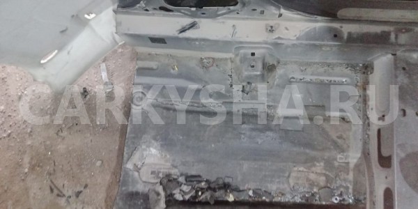 Стойка кузова средняя левая Focus 3 2012 Ford Focus 