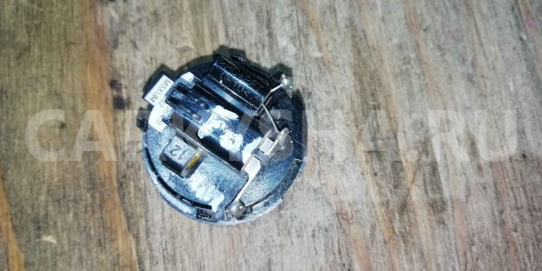 Динамик Ford Focus III (2011—2015) Ford Focus оригинальный номер 8A6T18808BB