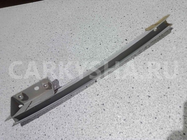 Направляющая стекла двери Renault Logan II (2012—2018) Renault 12 оригинальный номер 802270216r