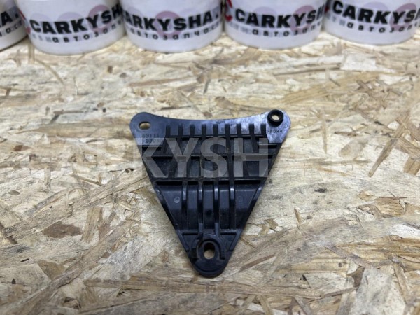 Кронштейн решетки радиатора Toyota Camry VII (XV50) оригинальный номер 53115-33030