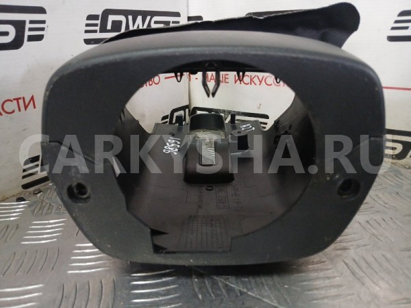 Кожух рулевой колонки Toyota Avensis 