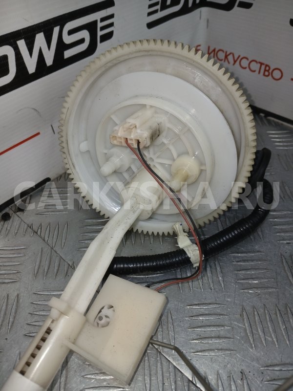 Датчик уровня топлива Toyota Crown 