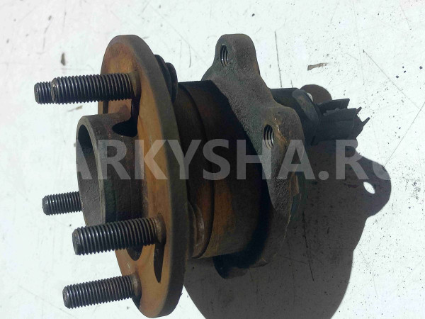 Ступица Ford Focus III (2011—2015) Ford Focus оригинальный номер 2101656