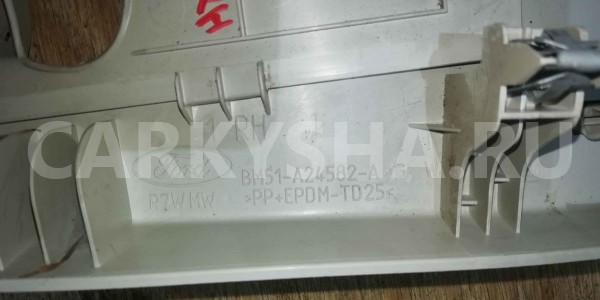 Обшивка стойки Ford Focus III (2011—2015) Ford Focus оригинальный номер bm51a24582agw