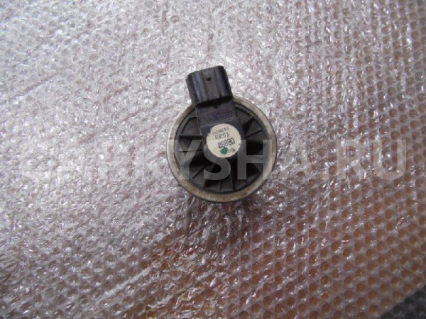 Клапан Honda Civic VIII рестайлинг (2008—2011) Honda Civic оригинальный номер 18011RNAA00