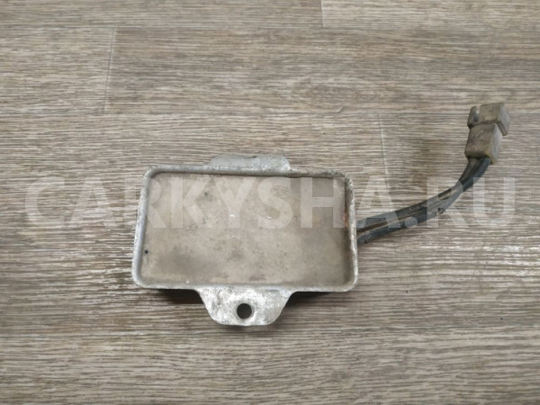 Блок электронный Mitsubishi Chariot оригинальный номер MD077027