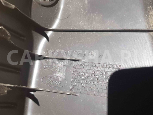 Обшивка багажника Ford Focus III (2011—2015) Ford Focus оригинальный номер bm51a40352abw