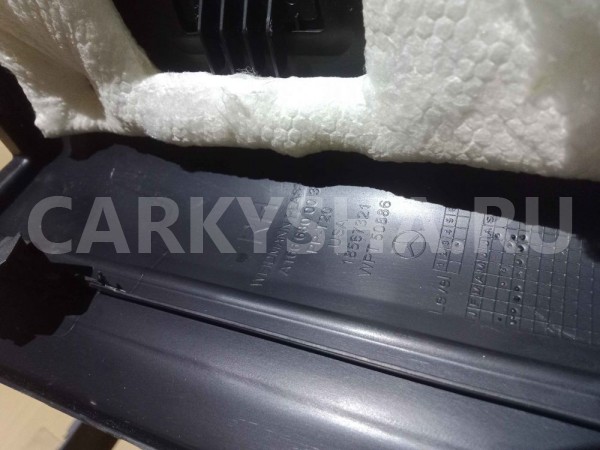 Накладка порога (внутренняя) Mercedes-Benz M-класс W166 (2011—2015) Mercedes-Benz M-klasse оригинальный номер a1666800035