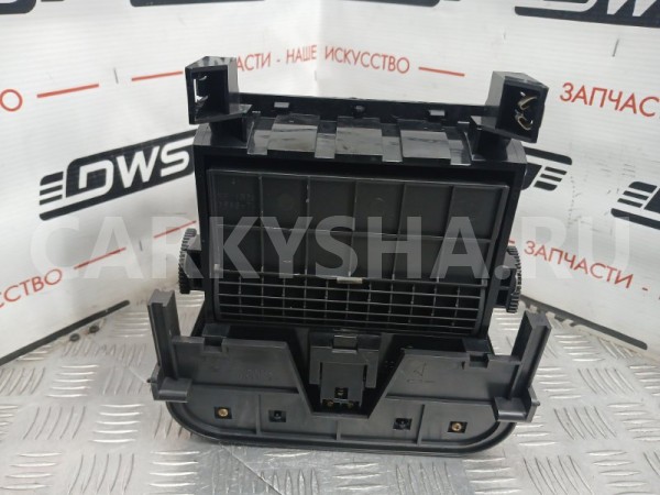 Бардачок Nissan X-Trail 