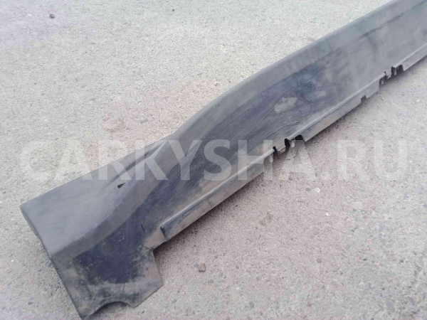 Накладка на порог правая Mercedes GLE W167 Mercedes-Benz GLE оригинальный номер a1676981601