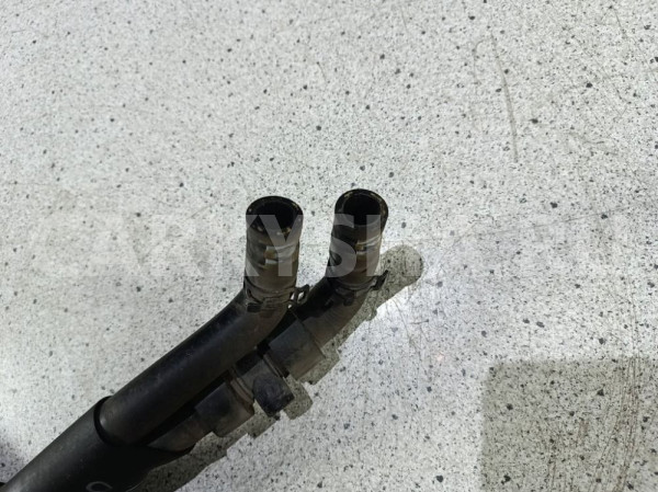 Патрубок отопителя Audi Q7 4M (2015—2020) Audi Q7 оригинальный номер 4M0819350F