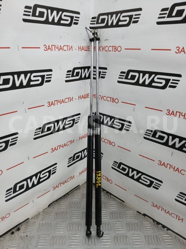 Амортизатор багажника Lexus IS 