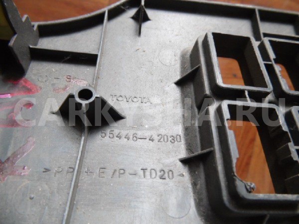 Накладка торпедо Toyota RAV4 III (2005—2010) Toyota RAV 4 оригинальный номер 5544642030B0