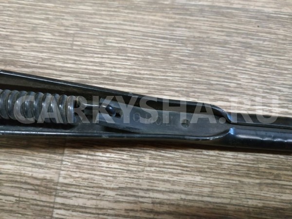 Поводок стеклоочистителя передний левый Mercedes-Benz S-klasse оригинальный номер 1408203344