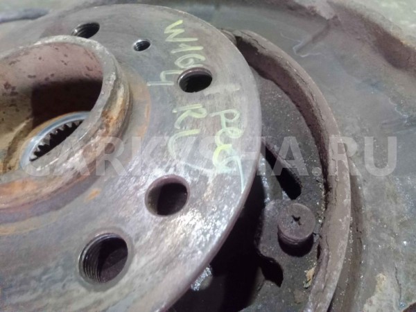 Кулак Mercedes-Benz M-класс W164 рестайлинг (2008—2011) Mercedes-Benz M-klasse оригинальный номер A1643501308