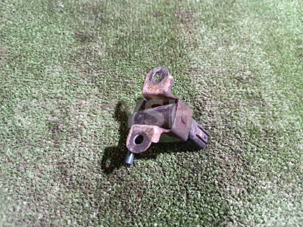 Клапан электромагнитный Honda Accord оригинальный номер 1362001710