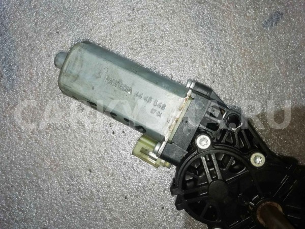 Моторчик регулировки сиденья BMW X5 E70 (2006—2010) BMW X5 оригинальный номер 67317075946