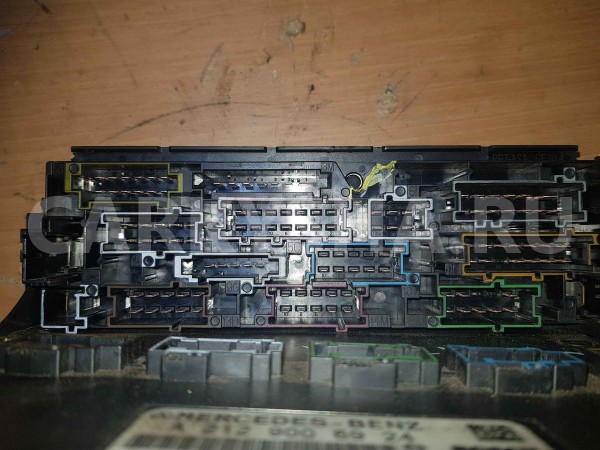 Блок предохранителей Mercedes-Benz E-класс W212/S212/C207/A207 рестайлинг (2013—2016) Mercedes-Benz E-klasse оригинальный номер a2129006924