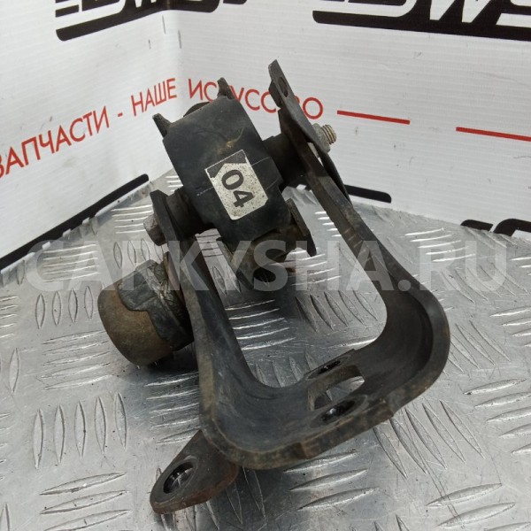 Подушка двигателя Toyota Ipsum 