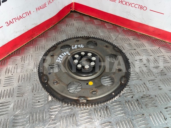 Маховик Toyota Noah 