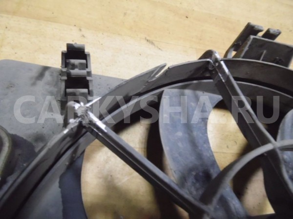 Вентилятор радиатора Hyundai i20 I (2008—2012) Hyundai i20 оригинальный номер 253500u050