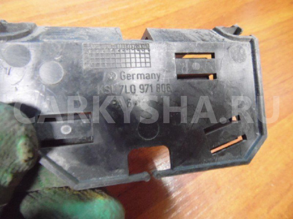 Кронштейн Volkswagen Touareg I (2002—2006) Volkswagen Touareg оригинальный номер 7L0971806