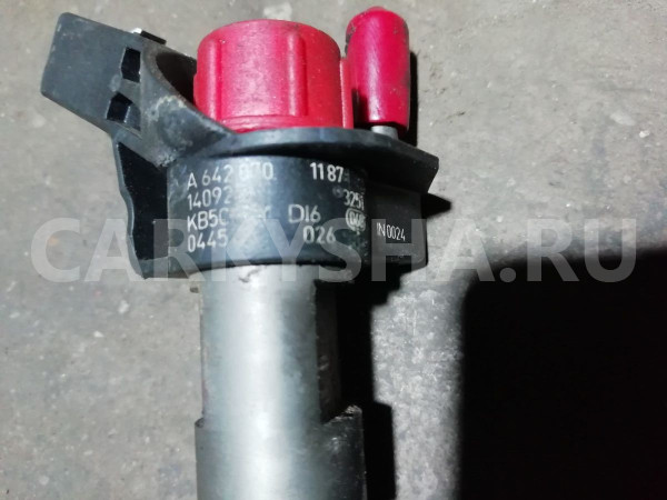 Форсунка топливная дизельная Mercedes GL X166 M642 Mercedes-Benz G-klasse оригинальный номер a6420701187