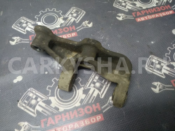 Кронштейн генератора Honda HR-V GH1 Honda HR-V оригинальный номер 31112-P2A-000