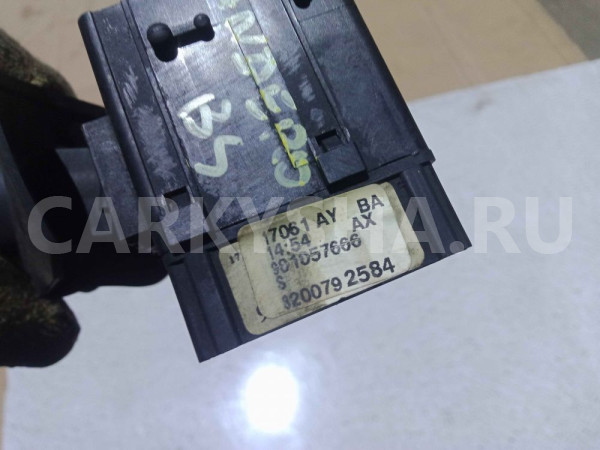 Переключатель стеклоочистителей Renault Sandero I (2009—2014) Renault 14 оригинальный номер 8200792584