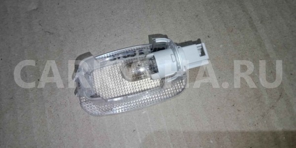 Плафон салонный Mercedes-Benz M-класс W166 (2011—2015) Mercedes-Benz M-klasse оригинальный номер a2218200401