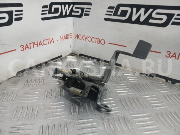 Замок капота Toyota Estima 