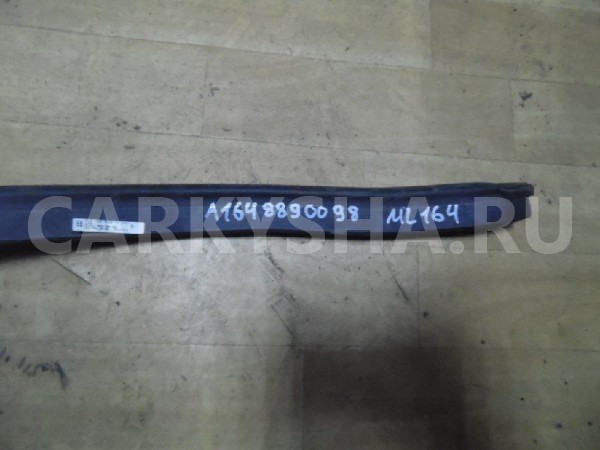 Уплотнитель капота Mercedes-Benz M-класс W164 рестайлинг (2008—2011) Mercedes-Benz M-klasse оригинальный номер A1648890098
