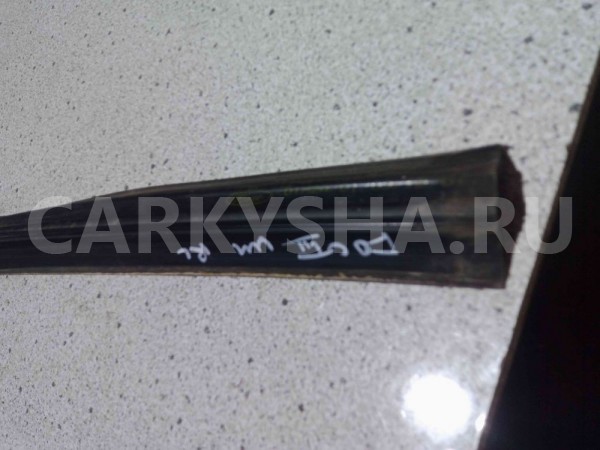 Уплотнитель стекла двери Ford Focus III (2011—2015) Ford Focus оригинальный номер 1787049