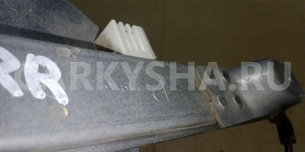 Стеклоподъемник Nissan Qashqai I рестайлинг (2010—2013) Nissan Qashqai оригинальный номер 82700JD400