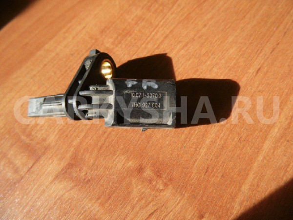 Датчик ABS Volkswagen Jetta V (2005—2011) Volkswagen Jetta оригинальный номер 7H0927804