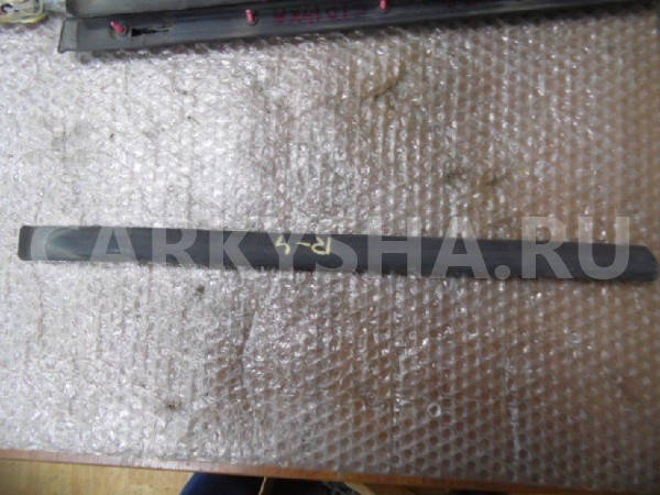 Уплотнитель двери Toyota RAV4 III (2005—2010) Toyota RAV 4 оригинальный номер 6787442010