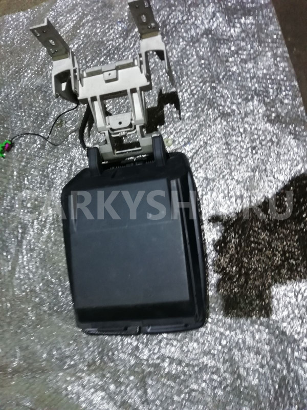 Подлокотник Audi Q7 4L (2005—2009) Audi 200 оригинальный номер 4l1864207