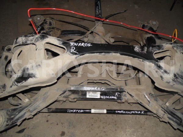 Балка Volkswagen Touareg I рестайлинг (2006—2010) Volkswagen Touareg 