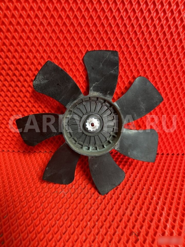 Крыльчатка вентилятора правая Honda Civic 9 FB Honda Civic оригинальный номер 38611R1AA01