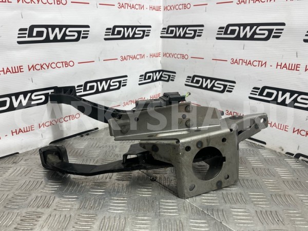 Педаль газа Mazda Axela 